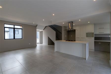 False - Townhouse Sold in Fourways, Sandton, Gauteng - M122223