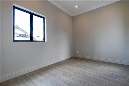 False - Townhouse Sold in Fourways, Sandton, Gauteng - M122223