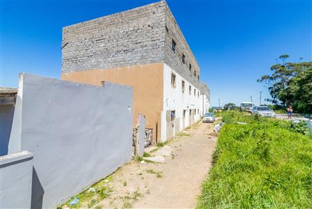 False - House For Sale in Mdantsane, East London, Eastern Cape - M122302