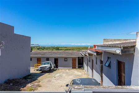 False - House For Sale in Mdantsane, East London, Eastern Cape - M122302