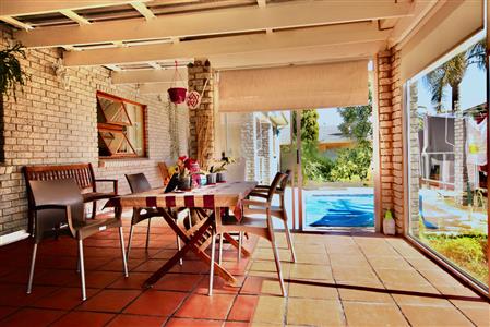 False - House For Sale in Rouxville, Kuils River, Western Cape - M122368