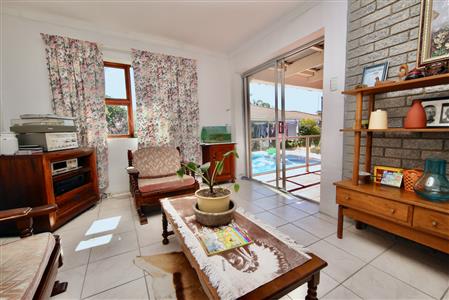 False - House For Sale in Rouxville, Kuils River, Western Cape - M122368