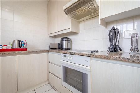 False - Apartment For Sale in Sandown, Sandton, Gauteng - M123522