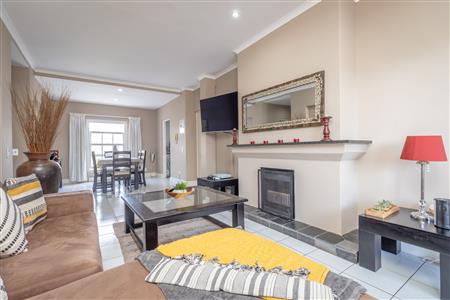 False - Apartment For Sale in Sandown, Sandton, Gauteng - M123522