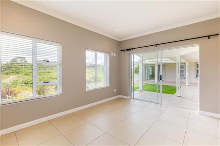 House For Sale in Kraaibosch Country Estate, George, Western Cape - M122445