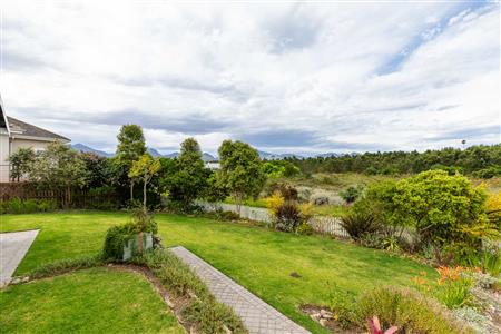 House For Sale in Kraaibosch Country Estate, George, Western Cape - M122445
