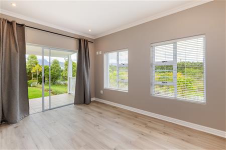 House For Sale in Kraaibosch Country Estate, George, Western Cape - M122445