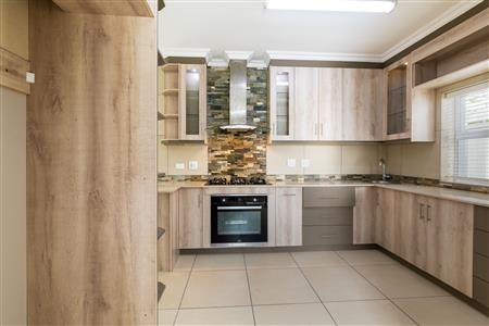 House For Sale in Kraaibosch Country Estate, George, Western Cape - M122445