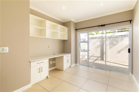 House For Sale in Kraaibosch Country Estate, George, Western Cape - M122445