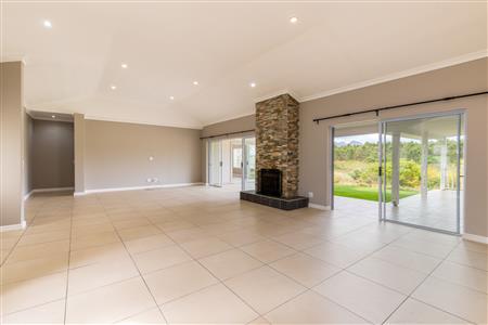 House For Sale in Kraaibosch Country Estate, George, Western Cape - M122445