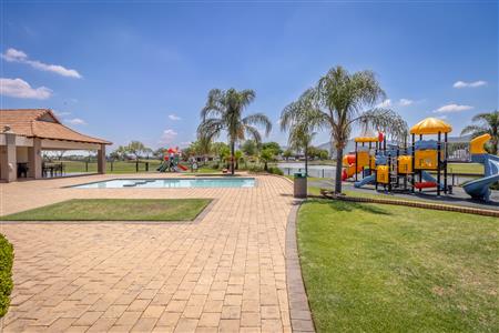 False - Vacant Land For Sale in The Islands Estates, Hartbeespoort, North West - M122463
