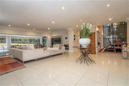 False - House For Sale in Bryanston, Sandton, Gauteng - M122487