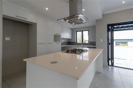 False - Townhouse For Sale in Broadacres, Sandton, Gauteng - M122732