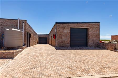 False - Workshop For Sale in Stilbaai Rural, Stilbaai, Western Cape - M122748
