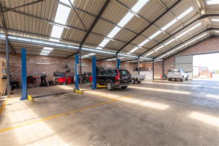 False - Workshop For Sale in Stilbaai Rural, Stilbaai, Western Cape - M122748