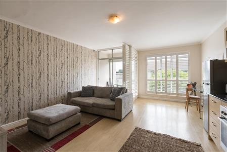 False - Apartment sold in Claremont, Cape Town - M19417