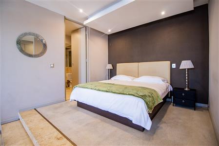 False - Apartment For Sale in Johannesburg Central, Johannesburg, Gauteng - M122782