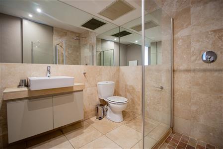 False - Apartment For Sale in Johannesburg Central, Johannesburg, Gauteng - M122782