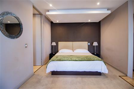 False - Apartment For Sale in Johannesburg Central, Johannesburg, Gauteng - M122782