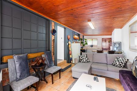 False - House For Sale in Heather Park, George, Western Cape - M122834