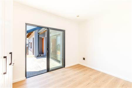 False - House sold in Bowtie, Plettenberg Bay - M122871