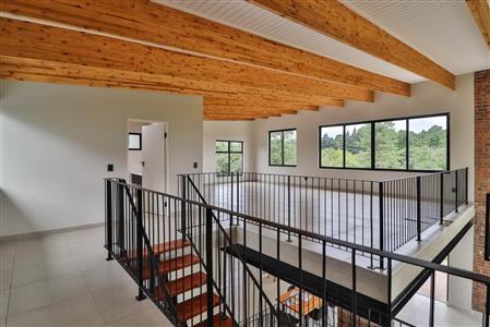 False - House For Sale in Leonard, Hilton, KwaZulu Natal - M122867
