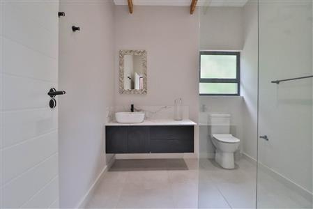 False - House For Sale in Leonard, Hilton, KwaZulu Natal - M122867