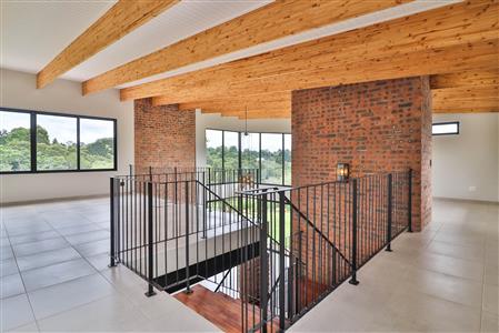 False - House For Sale in Leonard, Hilton, KwaZulu Natal - M122867