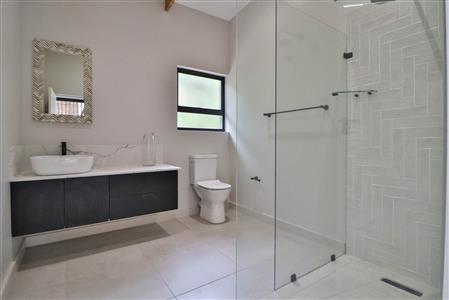 False - House For Sale in Leonard, Hilton, KwaZulu Natal - M122867