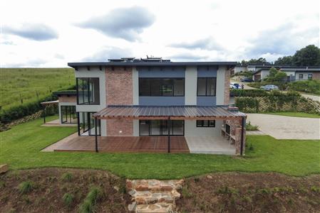 False - House For Sale in Leonard, Hilton, KwaZulu Natal - M122867