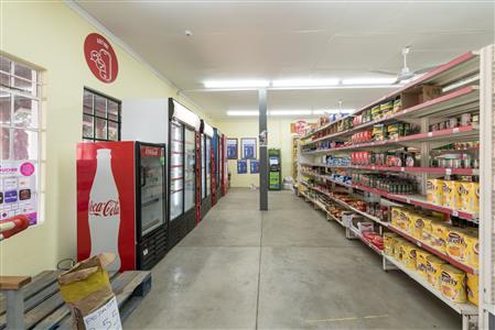 False - Retail for sale in McGregor - M117686