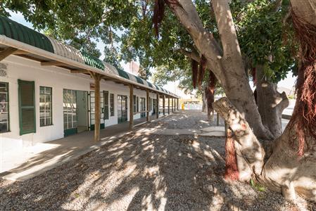 False - Retail for sale in McGregor - M117686