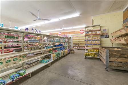 False - Retail for sale in McGregor - M117686