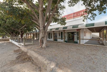 False - Retail for sale in McGregor - M117686