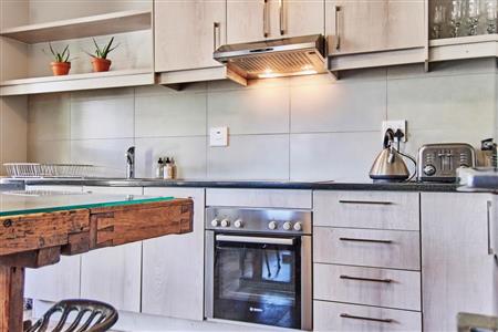 Townhouse For Sale in Nooitgedacht Village, Stellenbosch, Western Cape - M10471