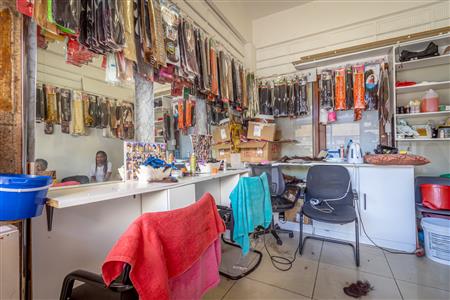False - Retail sold in Florida, Roodepoort - M123030