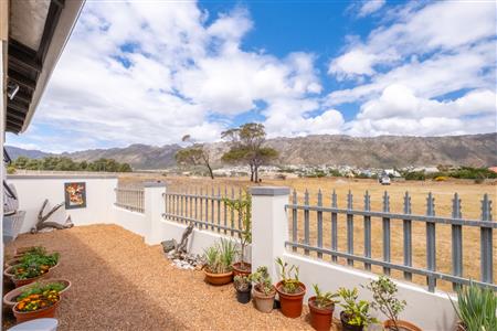 House Sold in Fairview Golf Estate, Gordons Bay, Western Cape - M123053