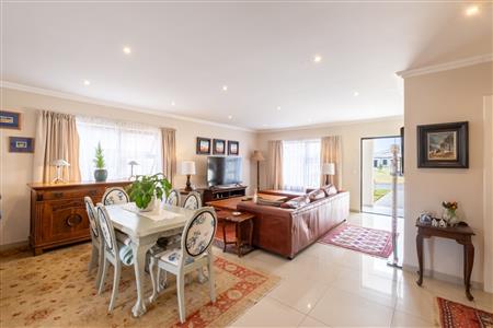 House Sold in Fairview Golf Estate, Gordons Bay, Western Cape - M123053