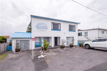 False - House For Sale in Struisbaai, Western Cape - M123155
