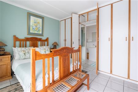 False - House For Sale in Struisbaai, Western Cape - M123155