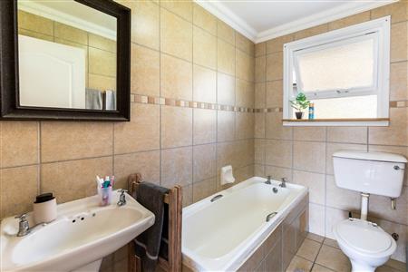 False - House For Sale in Herolds Bay, George, Western Cape - M123237