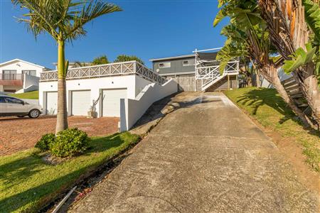False - House For Sale in Herolds Bay, George, Western Cape - M123237
