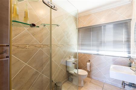 False - House For Sale in Herolds Bay, George, Western Cape - M123252