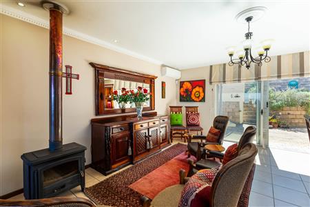 False - House For Sale in Herolds Bay, George, Western Cape - M123252