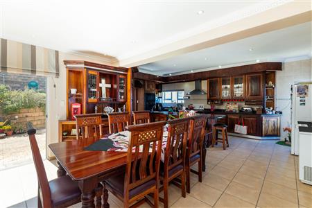 False - House For Sale in Herolds Bay, George, Western Cape - M123252