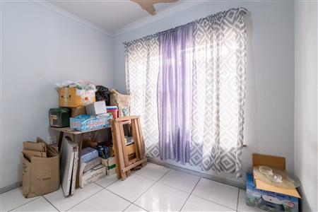 False - House For Sale in Bothasig, Milnerton, Western Cape - M123272