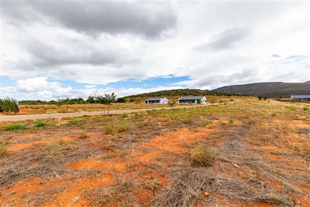 False - House For Sale in Van Wyksdorp, Ladismith, Western Cape - M123268