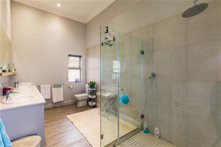 False - House For Sale in Van Wyksdorp, Ladismith, Western Cape - M123268