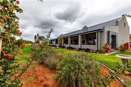 False - House For Sale in Van Wyksdorp, Ladismith, Western Cape - M123268