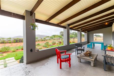False - House For Sale in Van Wyksdorp, Ladismith, Western Cape - M123268